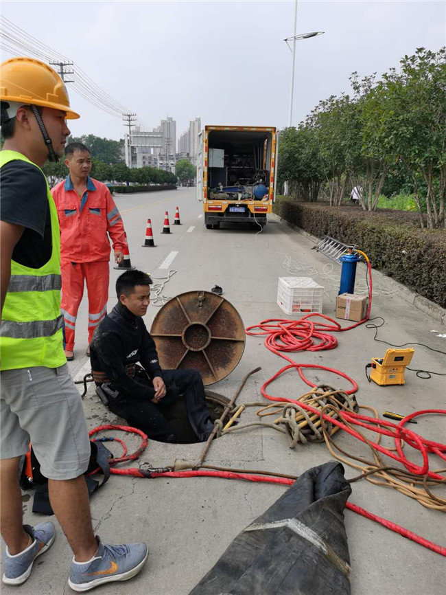 水满乡翻衬法管道修复技术主要工序