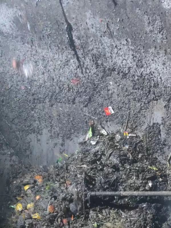 水满乡污水池清理